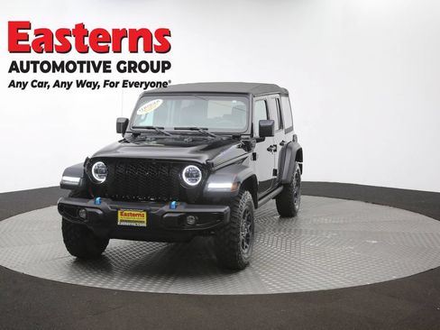 Used 2023 Jeep Wrangler Unlimited w/ Cold Weather Group AWD/4WD image 56