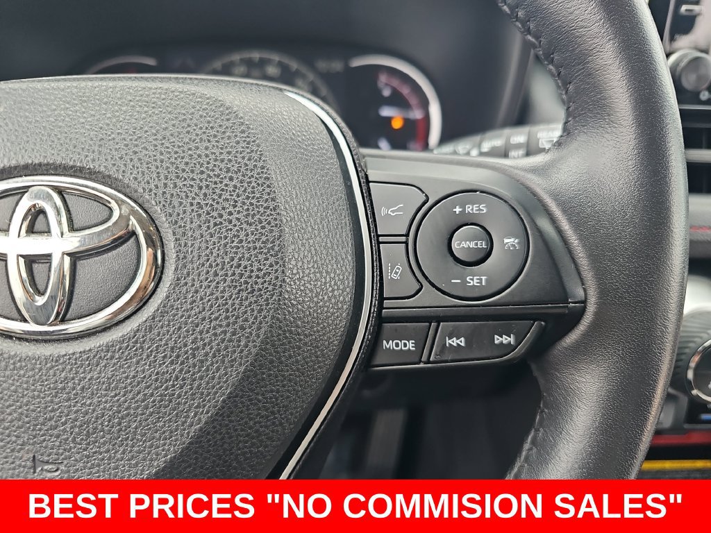 Used 2020 Toyota RAV4 TRD Off-Road AWD/4WD image 18