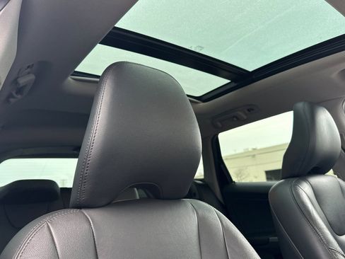 Used 2016 Volvo XC60 T5 Platinum image 19