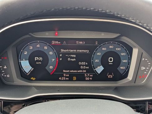 New 2025 Audi Q3 2.0T Premium image 13