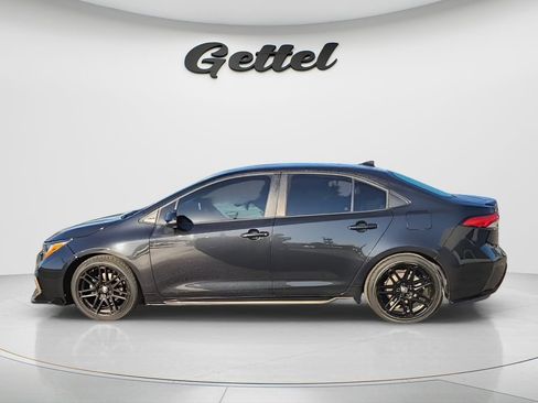 Used 2021 Toyota Corolla SE image 2