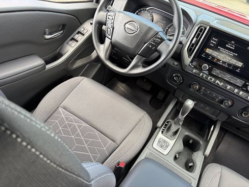New 2026 Nissan Frontier SV w/ Tow Package AWD/4WD image 15