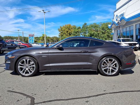 Used 2022 Ford Mustang GT Premium image 7