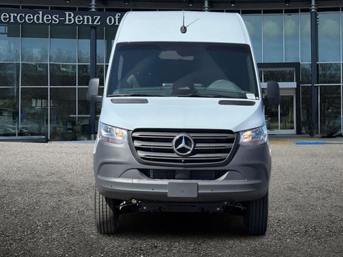 New 2026 Mercedes-Benz Sprinter 2500 image 9