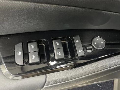 Used 2023 Kia Sportage EX image 27