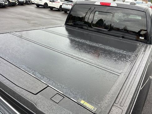 Used 2023 Ford F150 Limited image 11