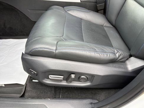 Used 2025 Toyota Sequoia Platinum image 23