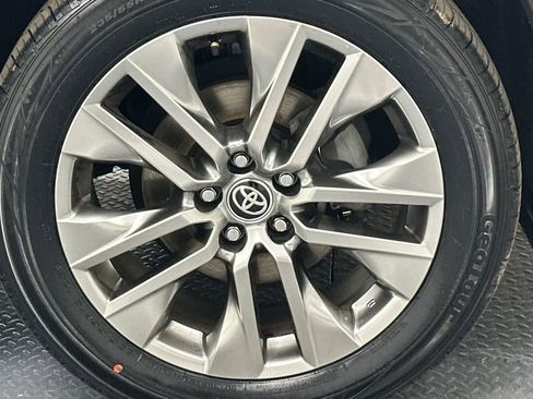 Certified 2020 Toyota RAV4 Limited AWD/4WD image 21