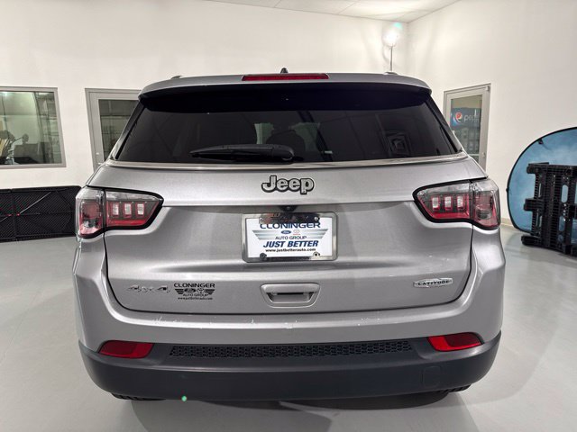 Used 2024 Jeep Compass Latitude AWD/4WD image 7
