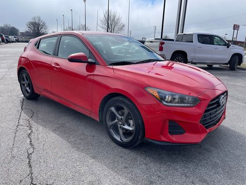 Used 2019 Hyundai Veloster 2.0 image 2