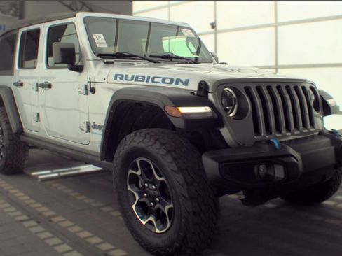 Used 2023 Jeep Wrangler Unlimited Rubicon 4xe AWD/4WD image 4