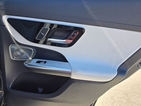 New 2026 Mercedes-Benz GLC 300 4MATIC image 39