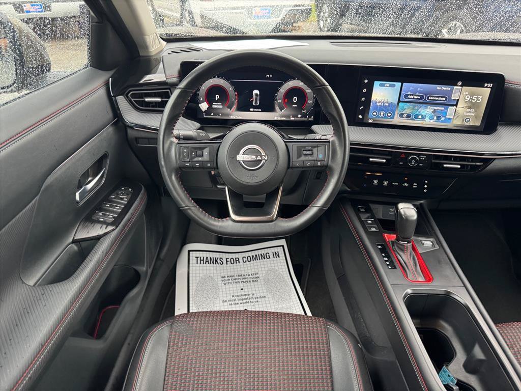 Used 2025 Nissan Kicks SR AWD/4WD image 12