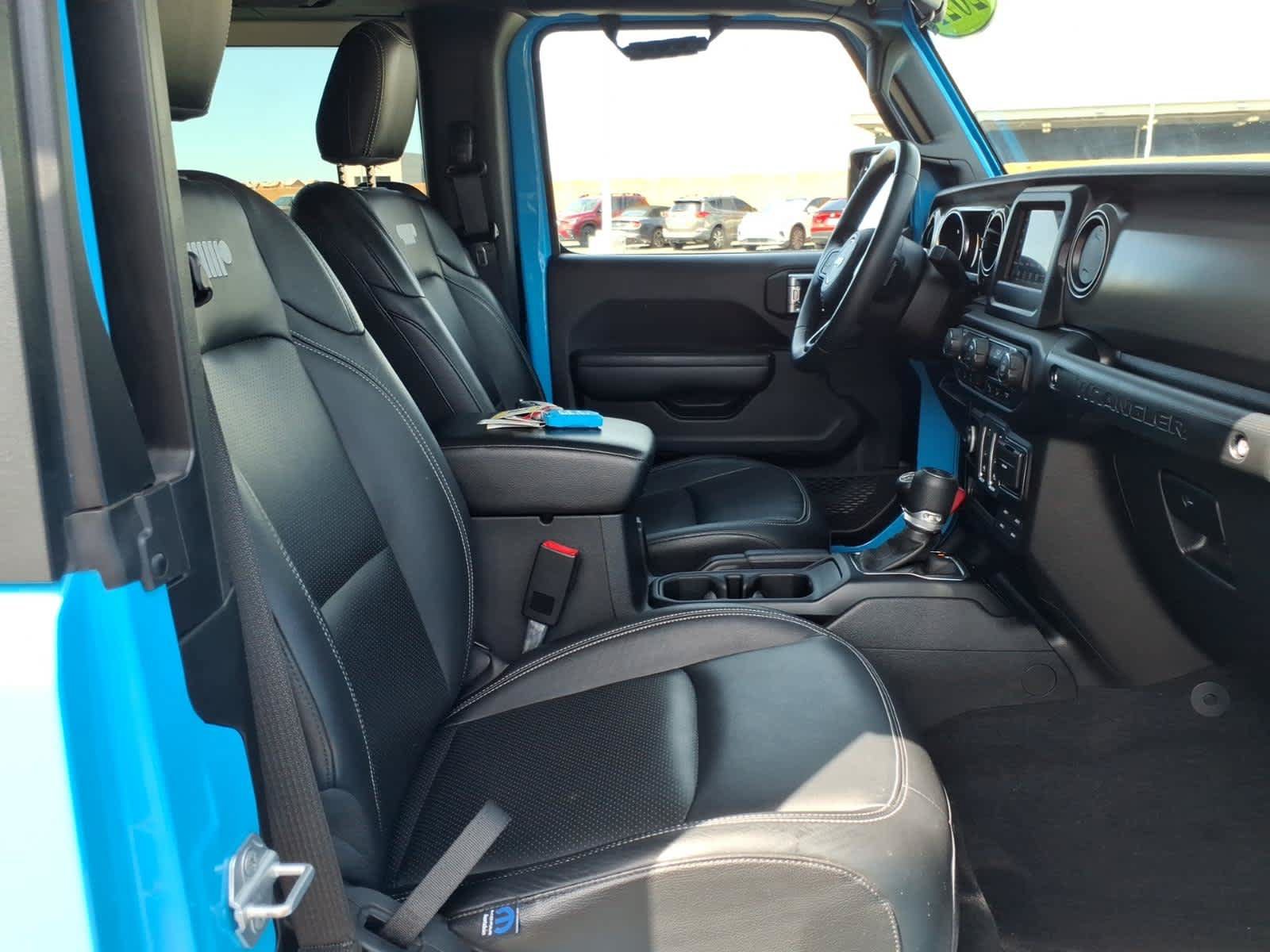 Used 2021 Jeep Wrangler Sport AWD/4WD image 18