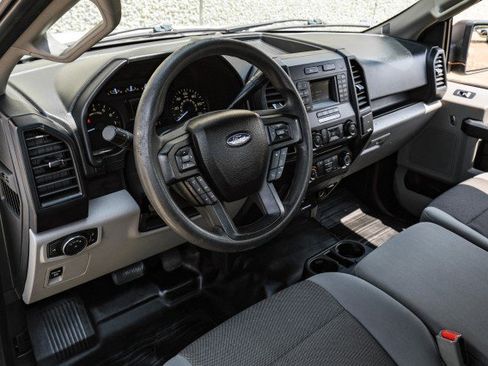 Used 2017 Ford F150 XL w/ Equipment Group 101A Mid RWD image 2