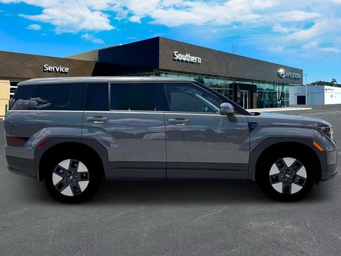 New 2026 Hyundai Santa Fe SE image 9