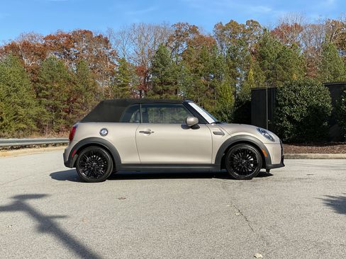 Used 2024 MINI Cooper S image 5