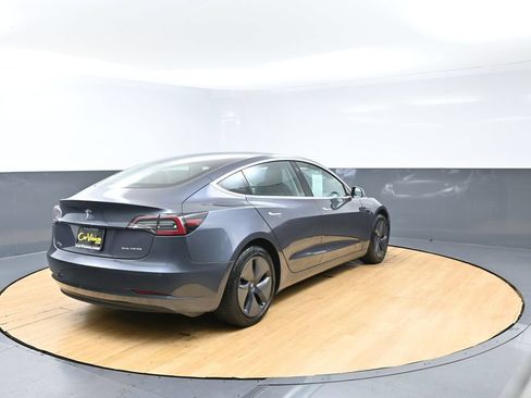Used 2020 Tesla Model 3 Long Range AWD/4WD image 5