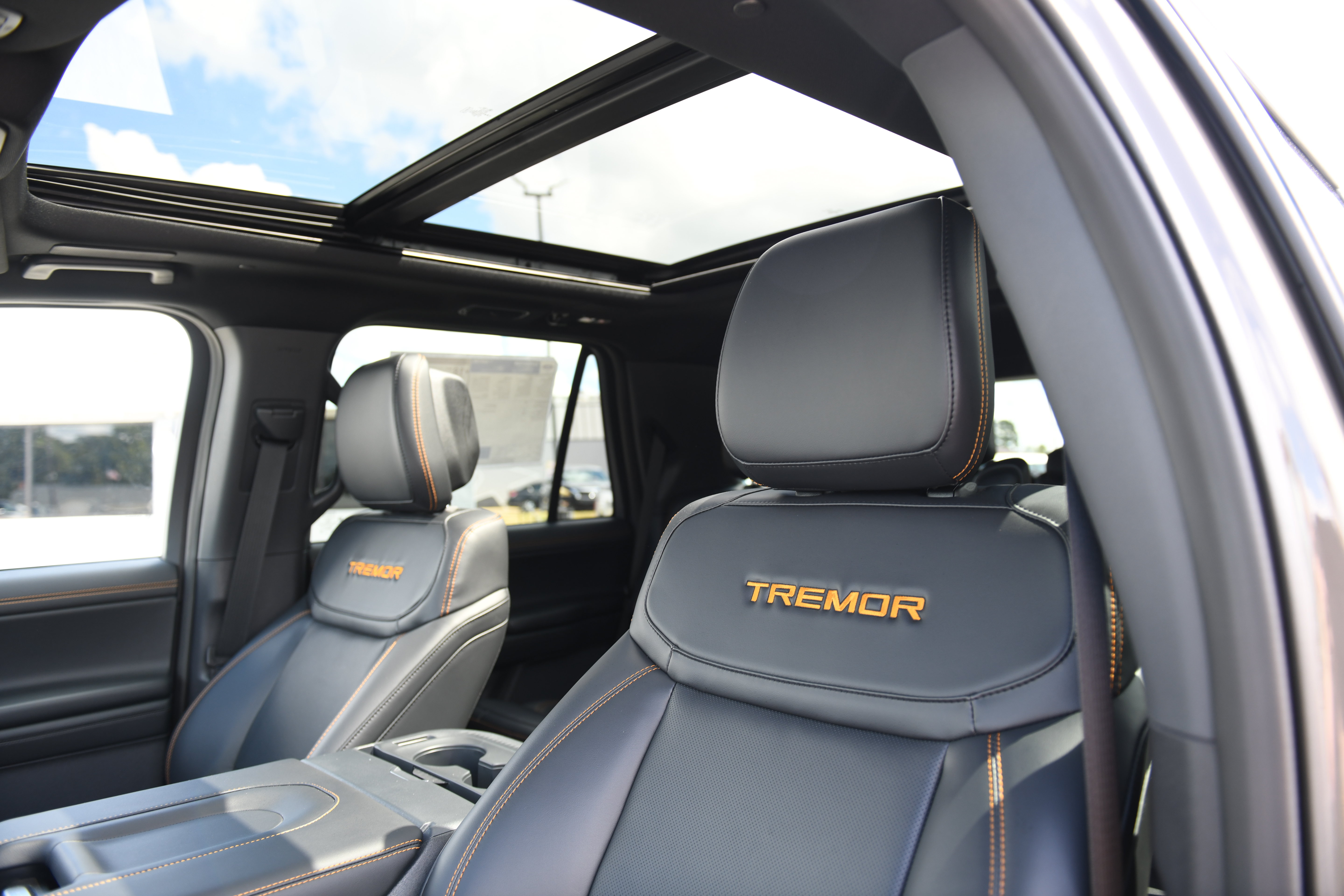New 2027 Ford Expedition Tremor w/ Driver's Package AWD/4WD image 25