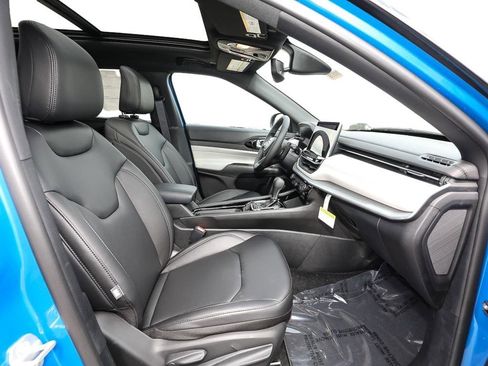 New 2026 Jeep Compass Limited w/ Sun, Sound & Navigation Group image 20