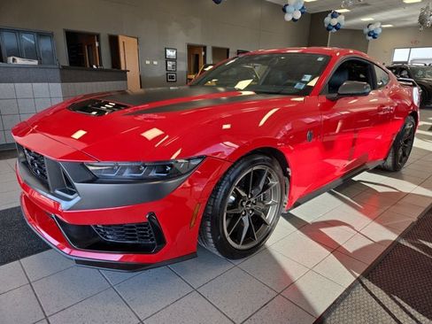 Used 2025 Ford Mustang Dark Horse image 2