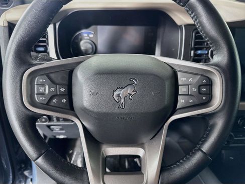 Used 2023 Ford Bronco Wildtrak AWD/4WD image 15
