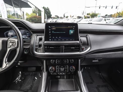 Used 2024 Chevrolet Suburban LT AWD/4WD image 25