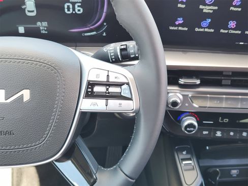 New 2025 Kia Telluride S image 26