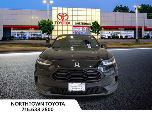Used 2023 Honda HR-V Sport image 5