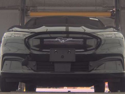 Used 2023 Ford Mustang Mach-E Premium AWD/4WD image 5