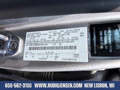 Used 2024 Ford Escape ST-Line w/ Tech Pack #1 AWD/4WD image 29