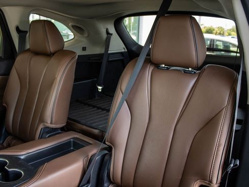 Used 2024 Acura MDX SH-AWD w/ Advance Package image 42