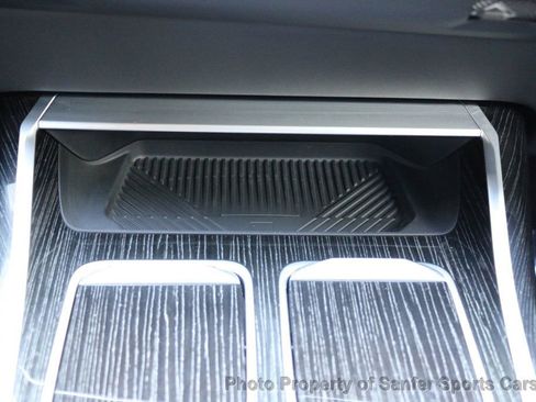 Used 2023 BMW 740i w/ Parking Assistance Package image 41