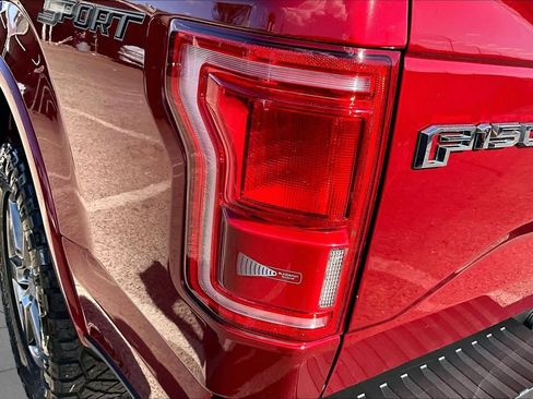 Used 2015 Ford F150 Lariat RWD image 31
