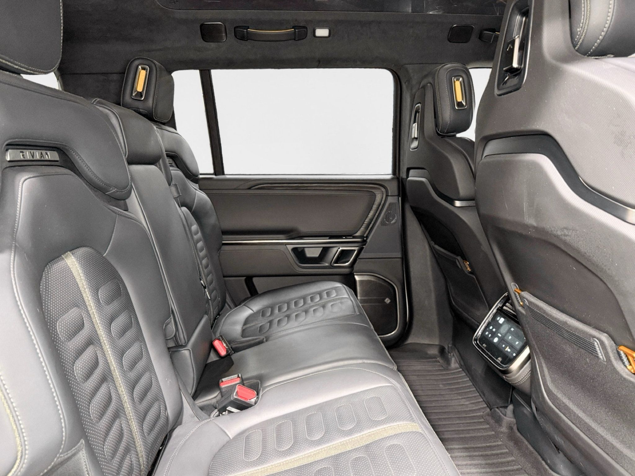 Used 2023 Rivian R1S Adventure Quad AWD/4WD image 22