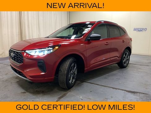 Used 2024 Ford Escape ST-Line w/ Tech Pack #1 AWD/4WD image 42