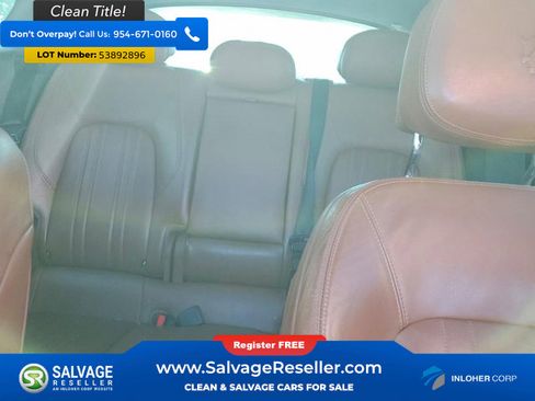 Used 2017 Maserati Levante AWD/4WD image 13