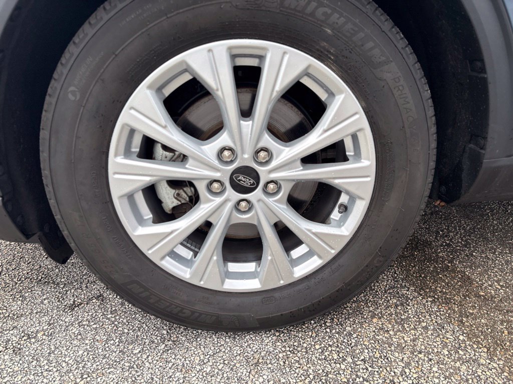 Used 2023 Ford Escape Active w/ Cold Weather Package FWD image 12