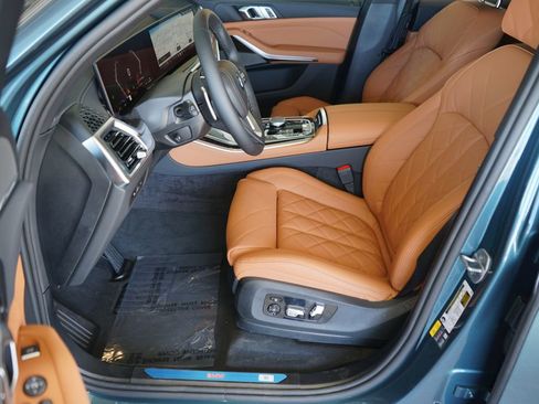 New 2026 BMW X5 xDrive50e w/ Climate Comfort Package image 12