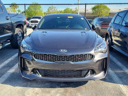 Used 2020 Kia Stinger GT RWD image 2