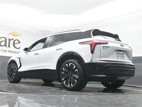 Used 2024 Chevrolet Blazer EV RS image 5