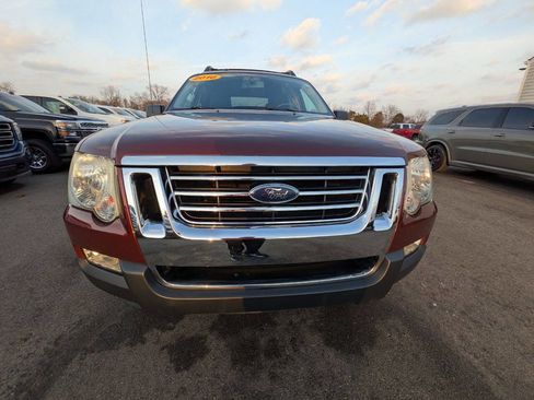 Used 2010 Ford Explorer Sport Trac XLT image 3