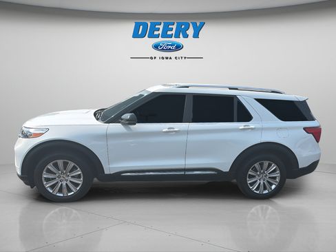 Used 2020 Ford Explorer Limited w/ Class III Trailer Tow Package AWD/4WD image 2