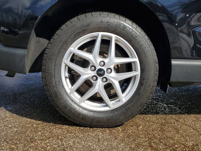 Used 2024 Ford Edge SEL w/ Convenience Package AWD/4WD image 5