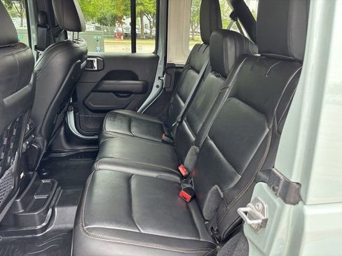 Used 2023 Jeep Wrangler Unlimited Rubicon 392 AWD/4WD image 22