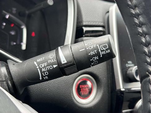 Used 2019 Honda CR-V Touring image 17