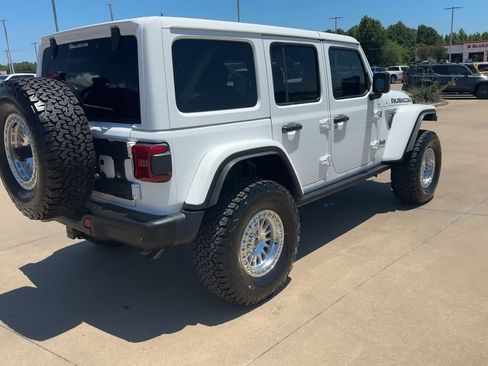 Used 2025 Jeep Wrangler Unlimited Rubicon 392 AWD/4WD image 7