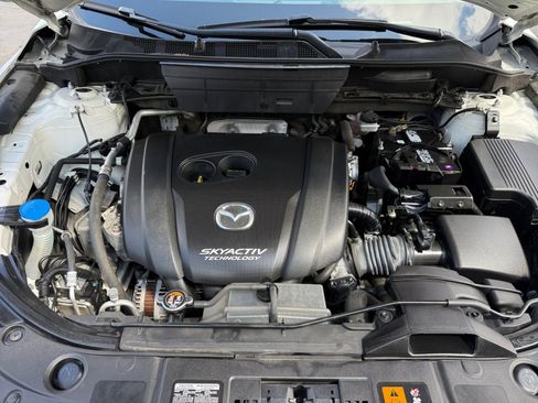 Used 2018 MAZDA CX-5 Touring w/ Preferred Equipment Package AWD/4WD image 20