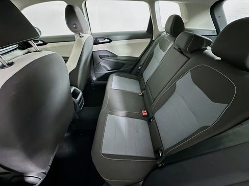 Used 2025 Volkswagen Taos S image 26