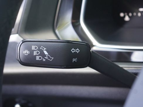 Used 2024 Volkswagen Jetta SE FWD image 16